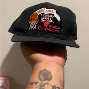 Vintage nba bulls champion ship hat